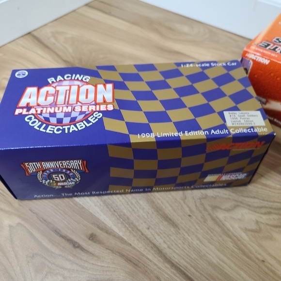 Vintage Nascar collection car NIB - Picture 9 of 16